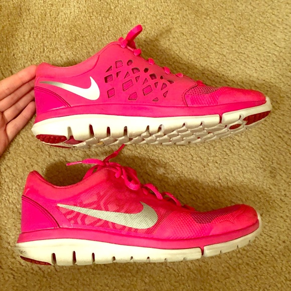 bright pink nike shoes